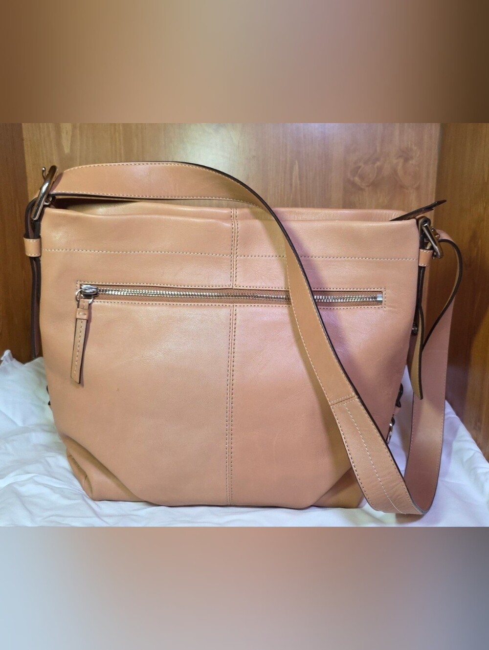 Coach Leather Bag in Light Tan